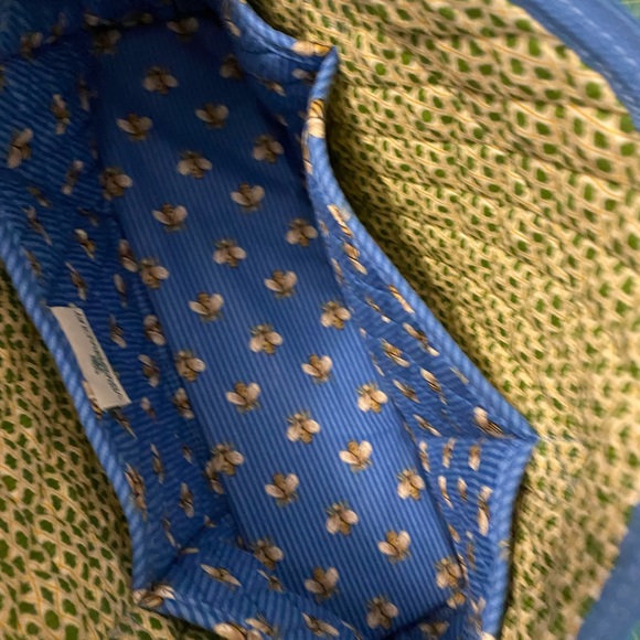 Vera Bradley Shoulder Bag - Picture 3 of 9